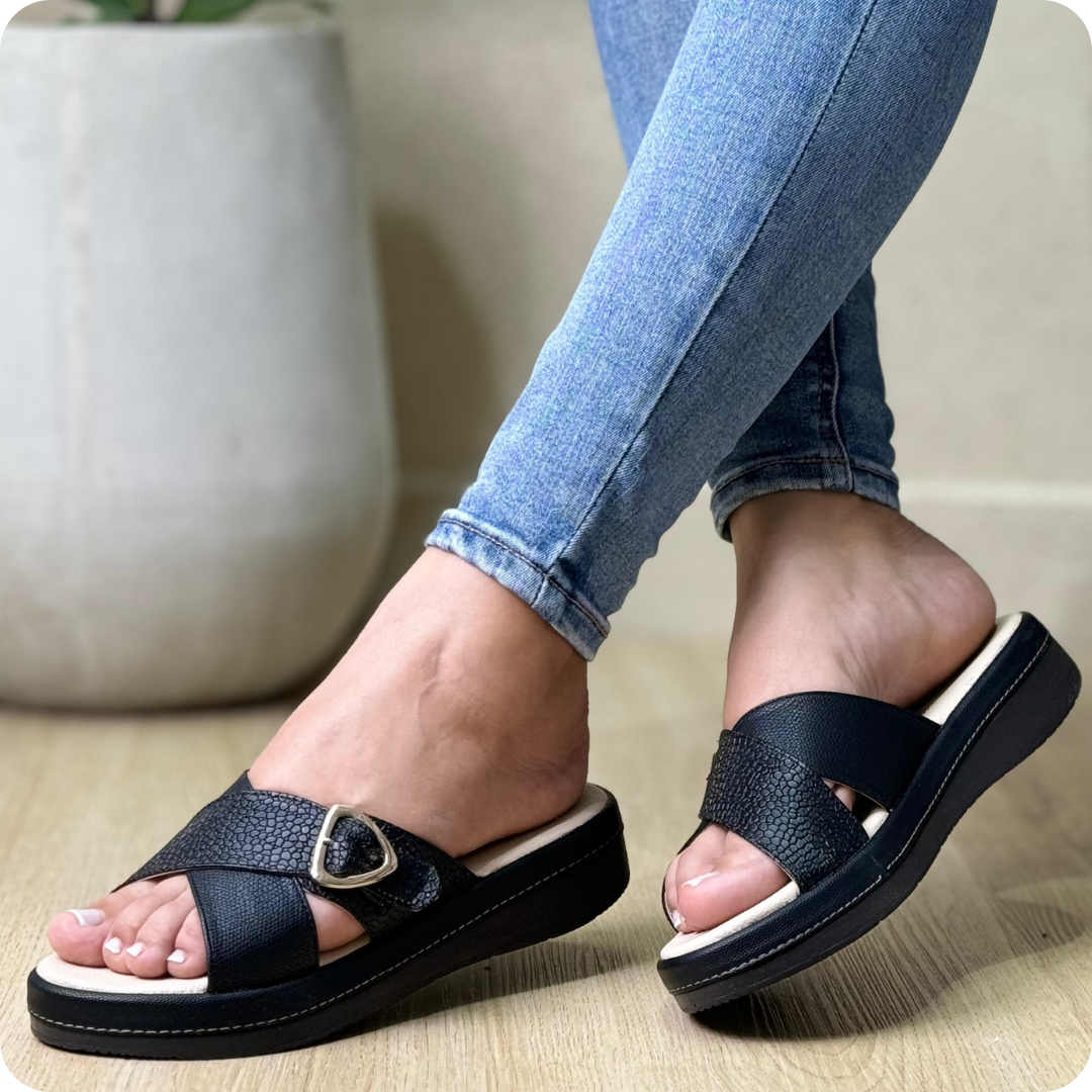 Sandalia tiras cruzadas CONFORT