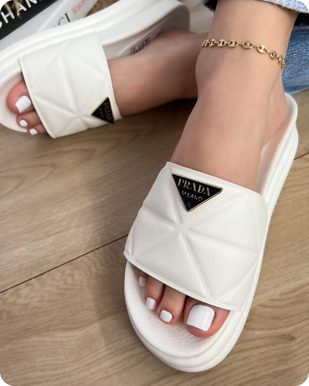 Sandalia Prada – Diseño exclusivo