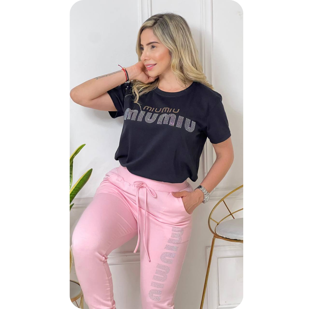 Hermosos conjunto Miu Miu - 🎀 ¡Descubre la nueva colección! 🎀