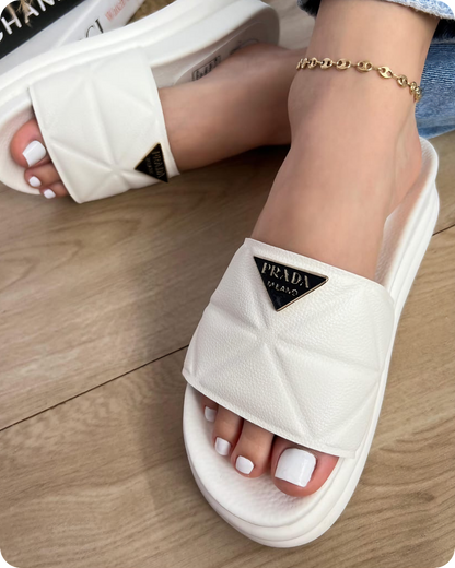 Sandalia Prada – Diseño exclusivo