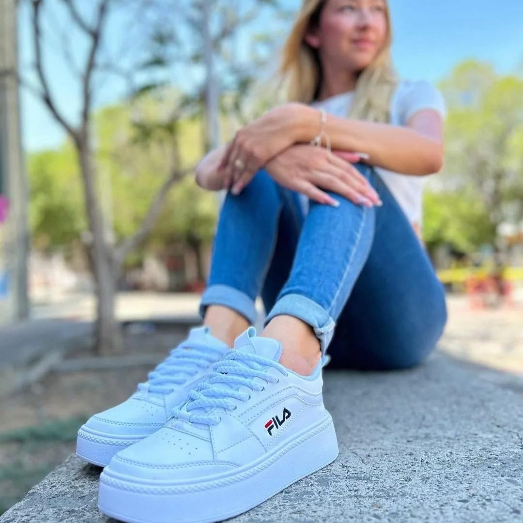 Premium Tenis FILA  Suela Alta Dama